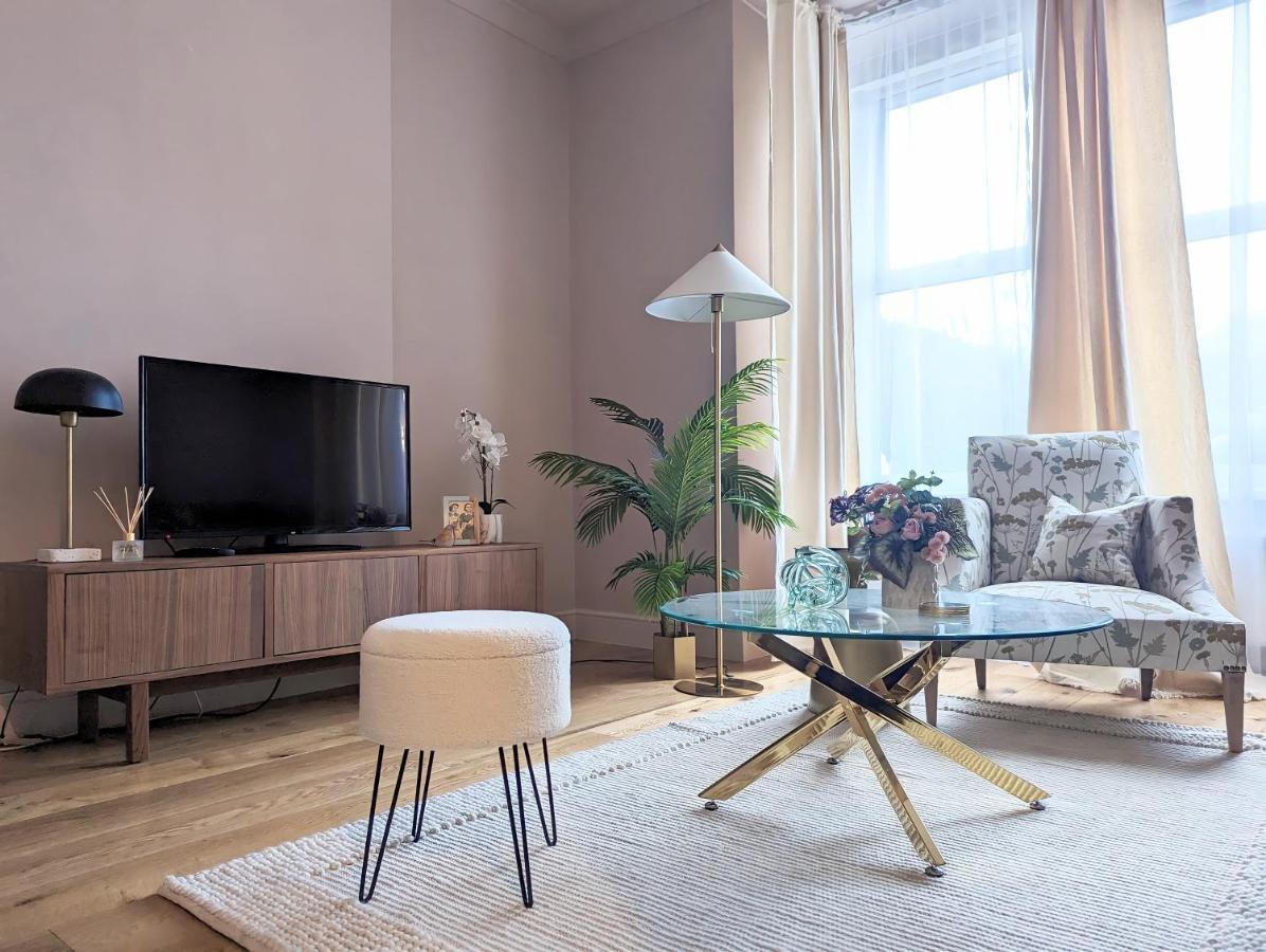 Gorgeous Apartment Wood Green Палмерс-Грін Екстер'єр фото